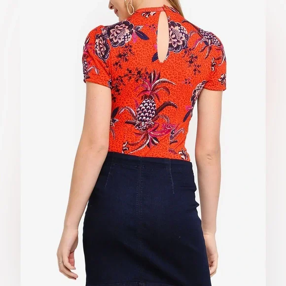 Floral Red Women's Top - Picture 2 of 3